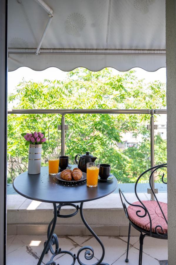 Sunny Studio With A View In Top Center Sofia Exterior foto