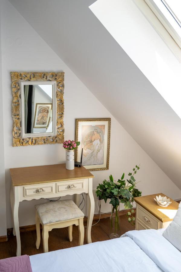 Sunny Studio With A View In Top Center Sofia Exterior foto