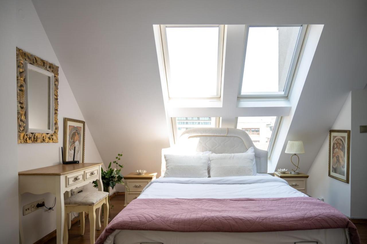 Sunny Studio With A View In Top Center Sofia Exterior foto