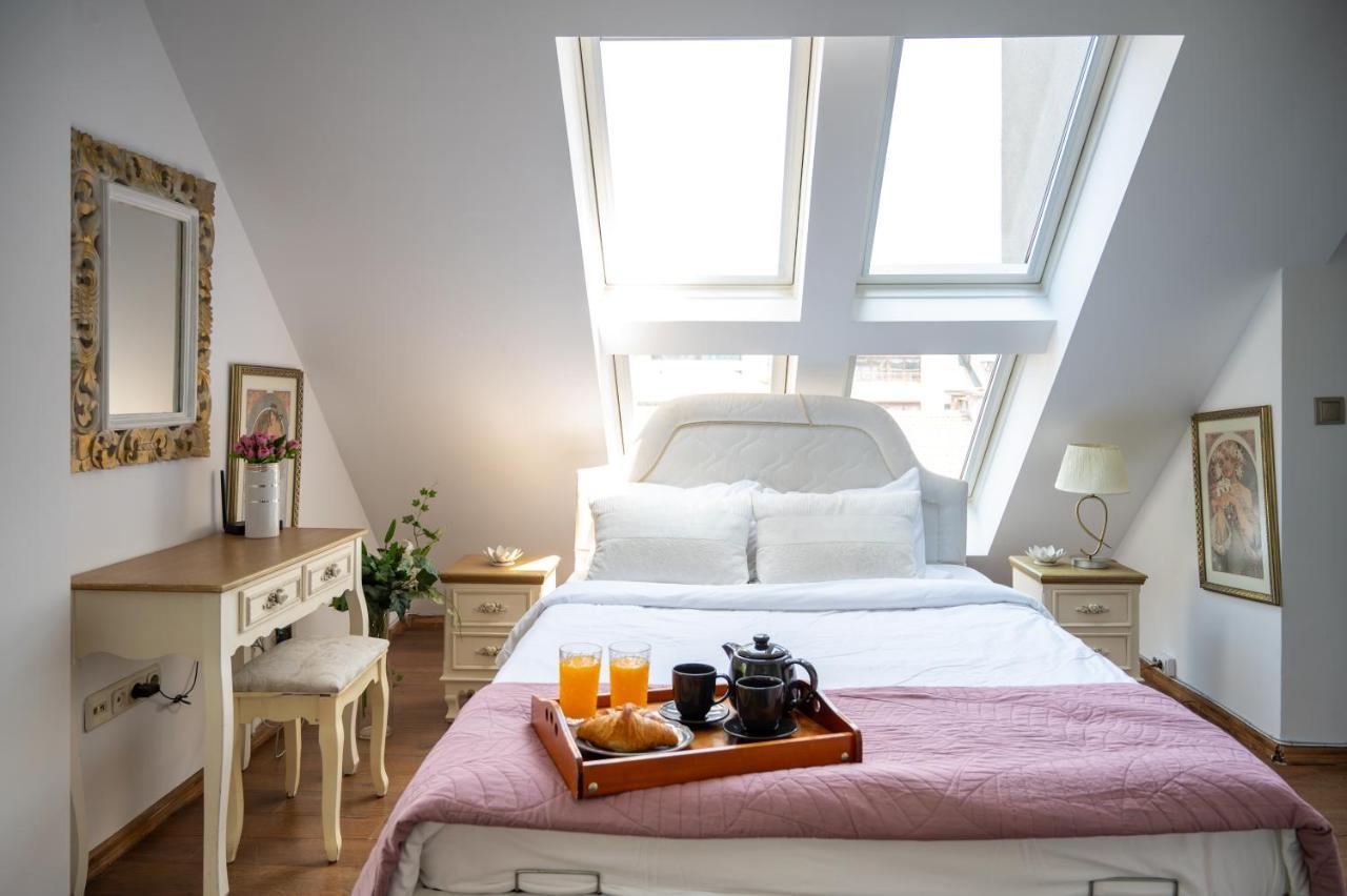 Sunny Studio With A View In Top Center Sofia Exterior foto